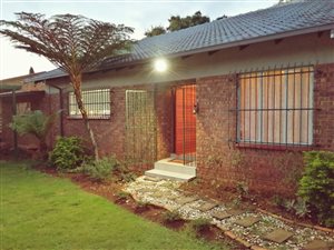 3 Bed House in Pierre van Ryneveld