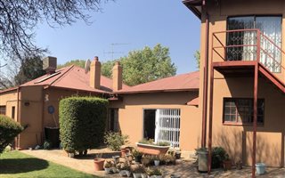6 Bedroom House in Sydenham