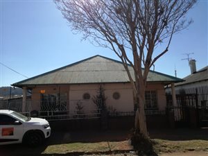 5 Bed House in Judiths Paarl