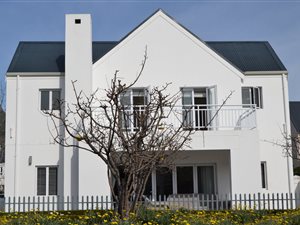 3 Bed House in Capolavoro Estate