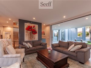 4 Bed House in Thornhill Estate