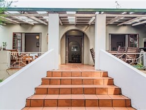 3 Bed House in Westdene
