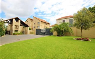 2 Bedroom Apartment in Sunninghill
