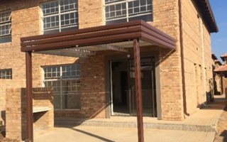 4 Bedroom Townhouse in Tijger Valley and surrounds