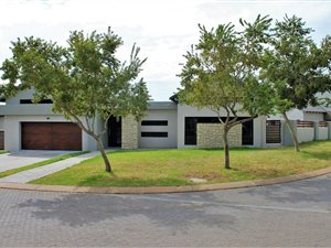 4 Bed House in Copperleaf