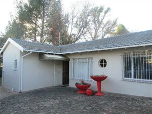 1 Bed Garden Cottage in Northcliff