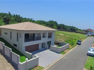 4 Bedroom House in Shelly Beach