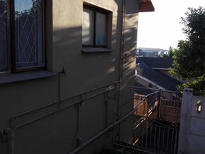 7 Bed House in Glen Anil