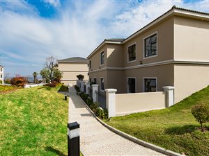 4 Bed Apartment in Kyalami