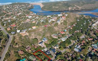 972 m² Land available in The Village