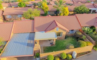3 Bedroom Townhouse in Wierda Glen
