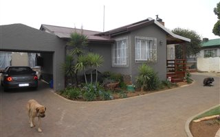 3 Bedroom House in Lewisham