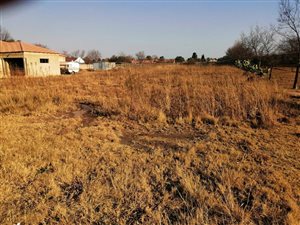 2032 m² Land available in Henley on Klip