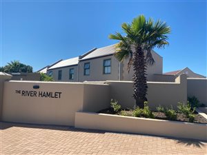 2 Bed Apartment in Tableview