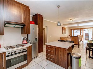 2 Bed Apartment in Fourways