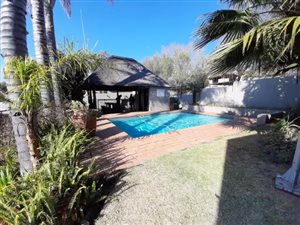 3 Bed Townhouse in Sharonlea