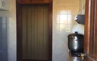 3 Bedroom House in Meadowlands