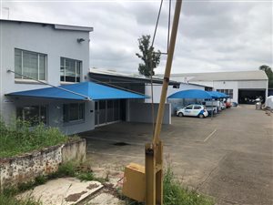 2700 m² Industrial space in Pentrich