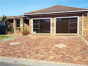 3 Bed House in Soneike