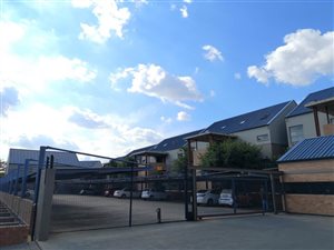 2 Bed Townhouse in Menlo Park