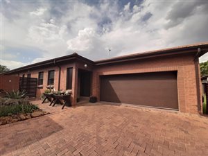 3 Bed Apartment in Hutten Heights