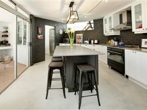 6 Bedroom House in Eversdal