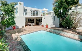 6 Bedroom House in Eversdal