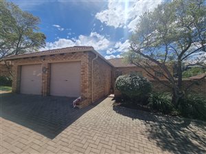3 Bed Townhouse in Featherbrooke Estate