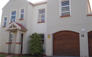 3 Bedroom Townhouse in Walmer Heights