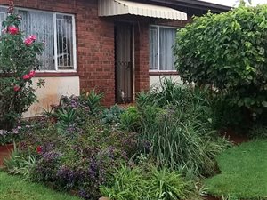 3 Bed House in Claremont