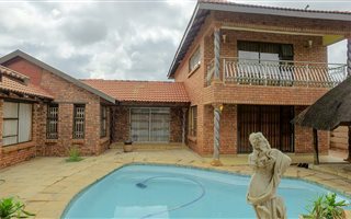 4 Bedroom House in The Orchards