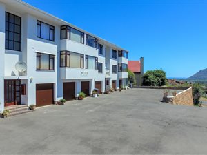 2 Bed House in Fish Hoek