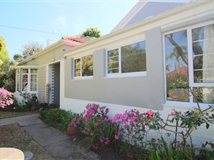 4 Bed House in Selborne