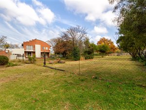 5 Bed House in President Park