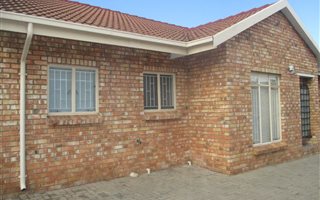3 Bedroom Townhouse in Duncanville