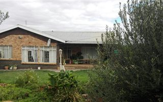 3 Bedroom House in Petrusburg
