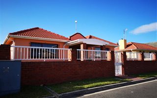 3 Bedroom House in Fairways