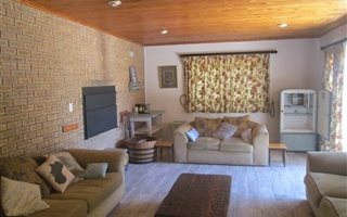 4 Bedroom House in Yzerfontein