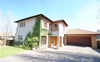 3 Bedroom House in Amberfield