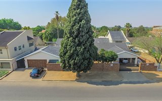 4 Bedroom House in Nimrod Park