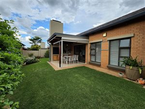 2 Bed Simplex in Retire at Midstream
