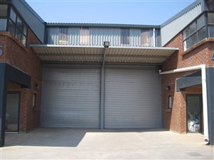 250 m² Commercial space in Hillcrest Central