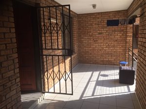 2 Bed Townhouse in Cruywagenpark