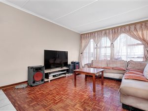 2 Bed Apartment in Maraisburg