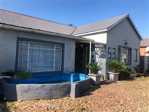 5 Bed House in Bodorp