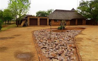 1.2 ha Farm in Kameeldrift East