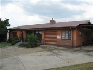 3 Bed House in Machadodorp