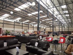 2100 m² Industrial space in Gateway Industrial Park