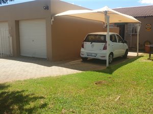 3 Bed Townhouse in Langenhoven Park