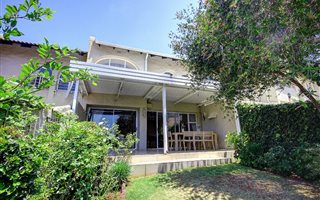 3 Bedroom Apartment in Bordeaux